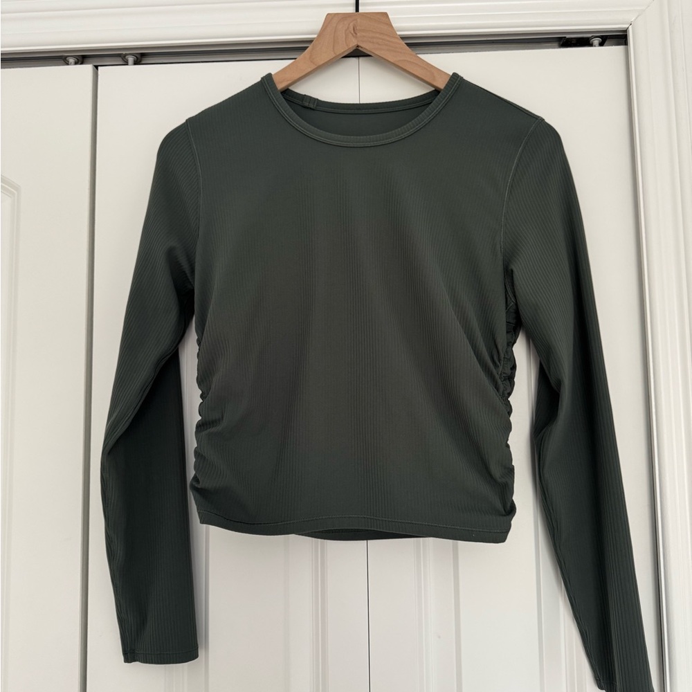 lululemon athletica Long Sleeve Ribbed Crew in Dark Green